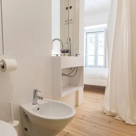 Historical Santos I * Lisbona